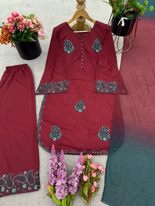 French Crepe Silk Suit - Image 3